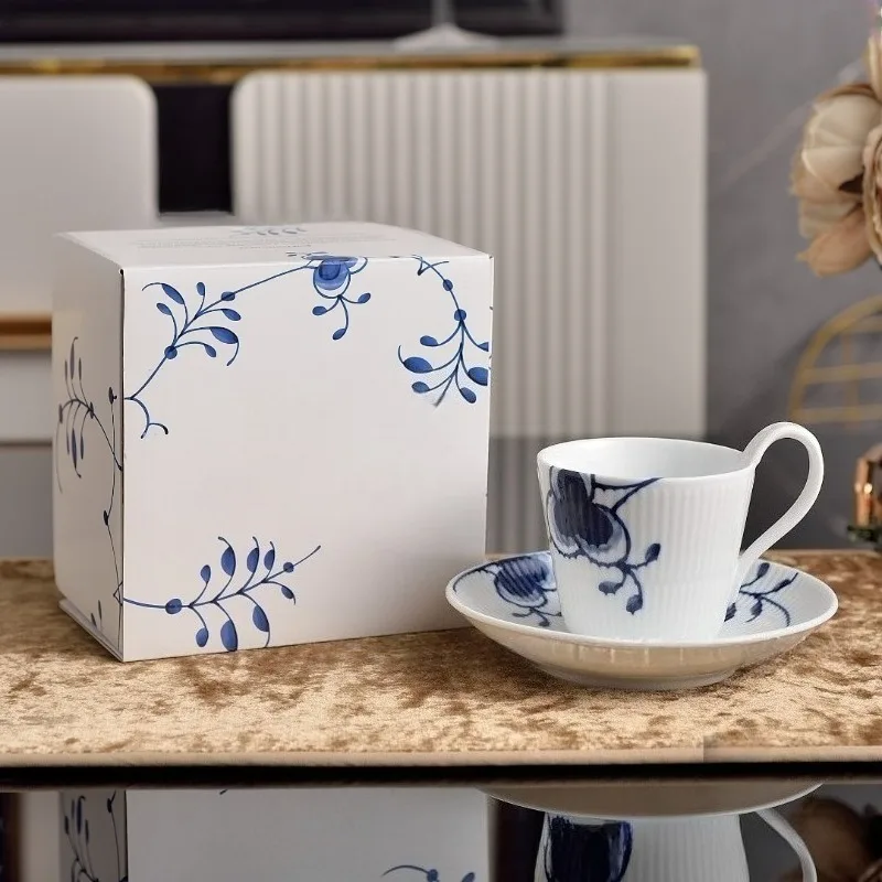 Set di tazza da caffè e piatti - Coffee Tea Gift recensione e prezzo