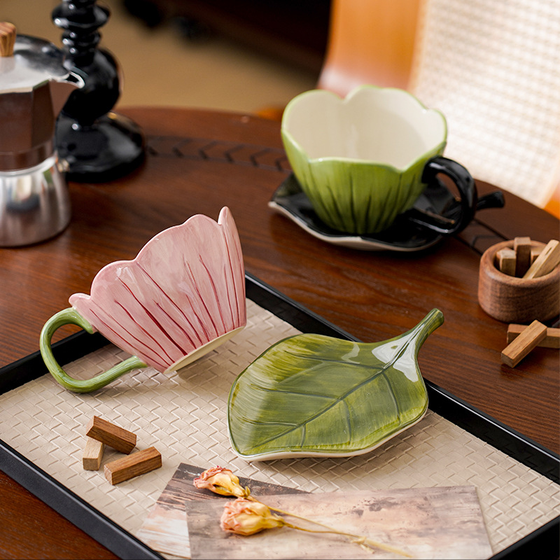 Set di piatti per tazze da caf - Coffee Tea And Leaf recensione e prezzo